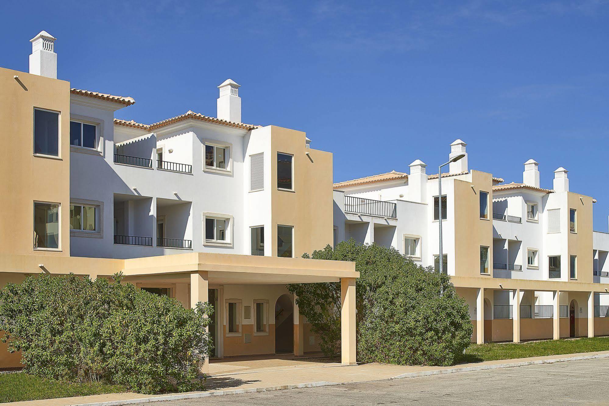Апарт отель Smy Santa Eulalia Algarve Албуфейра Экстерьер фото